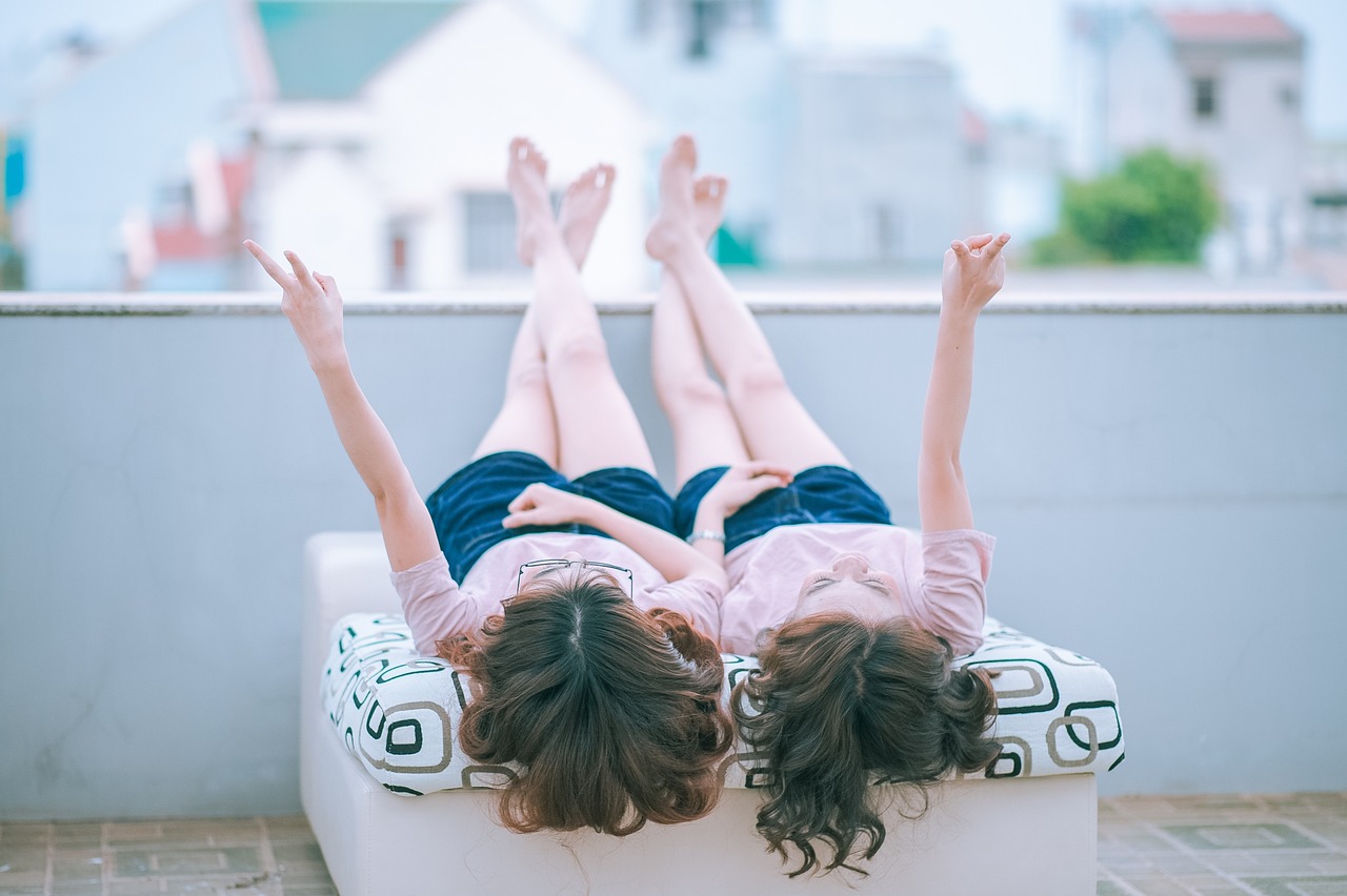 Being Cautious with Online Relationships